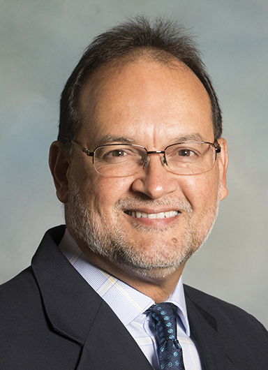 Prof. Ariel Guzmán Headshot